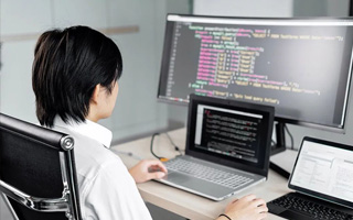 湛江 ,php声明和调用变量的符号是什么？